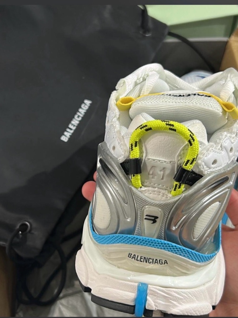 Balenciaga White Pink Red Blue Multi-Color Runner Sneaker - Picture 4 of 4